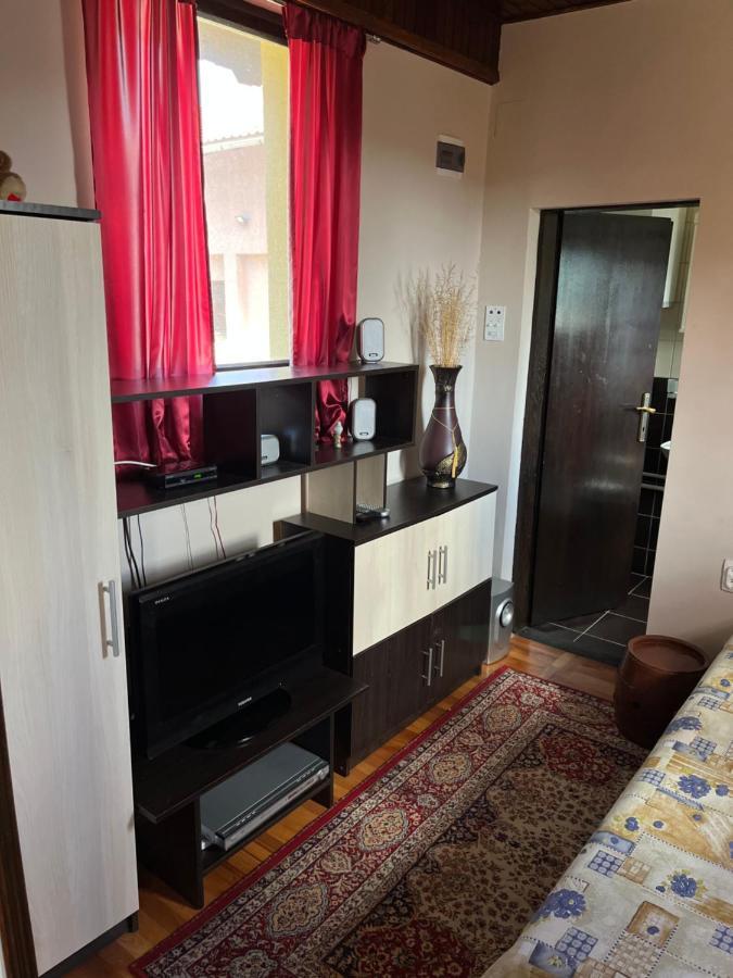 Apartman Jezero Vrutci Užice Zewnętrze zdjęcie